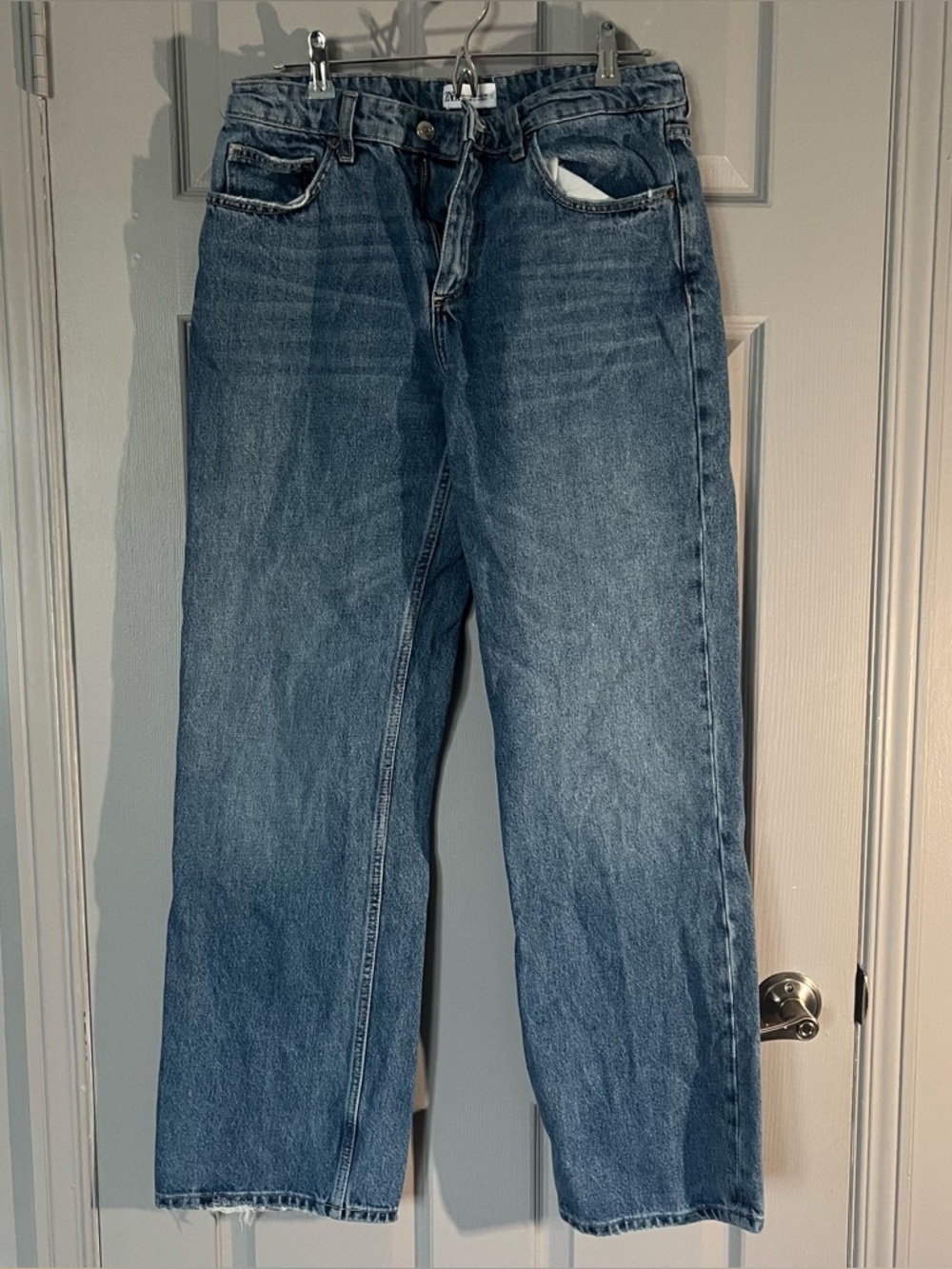 Zara Classic Women's Blue Straight-Leg Jeans Size 8 US